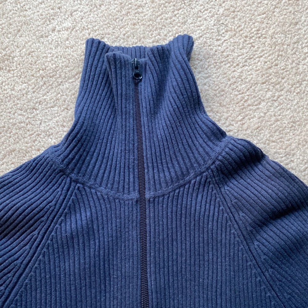 Sweater - Picture 3 of 4